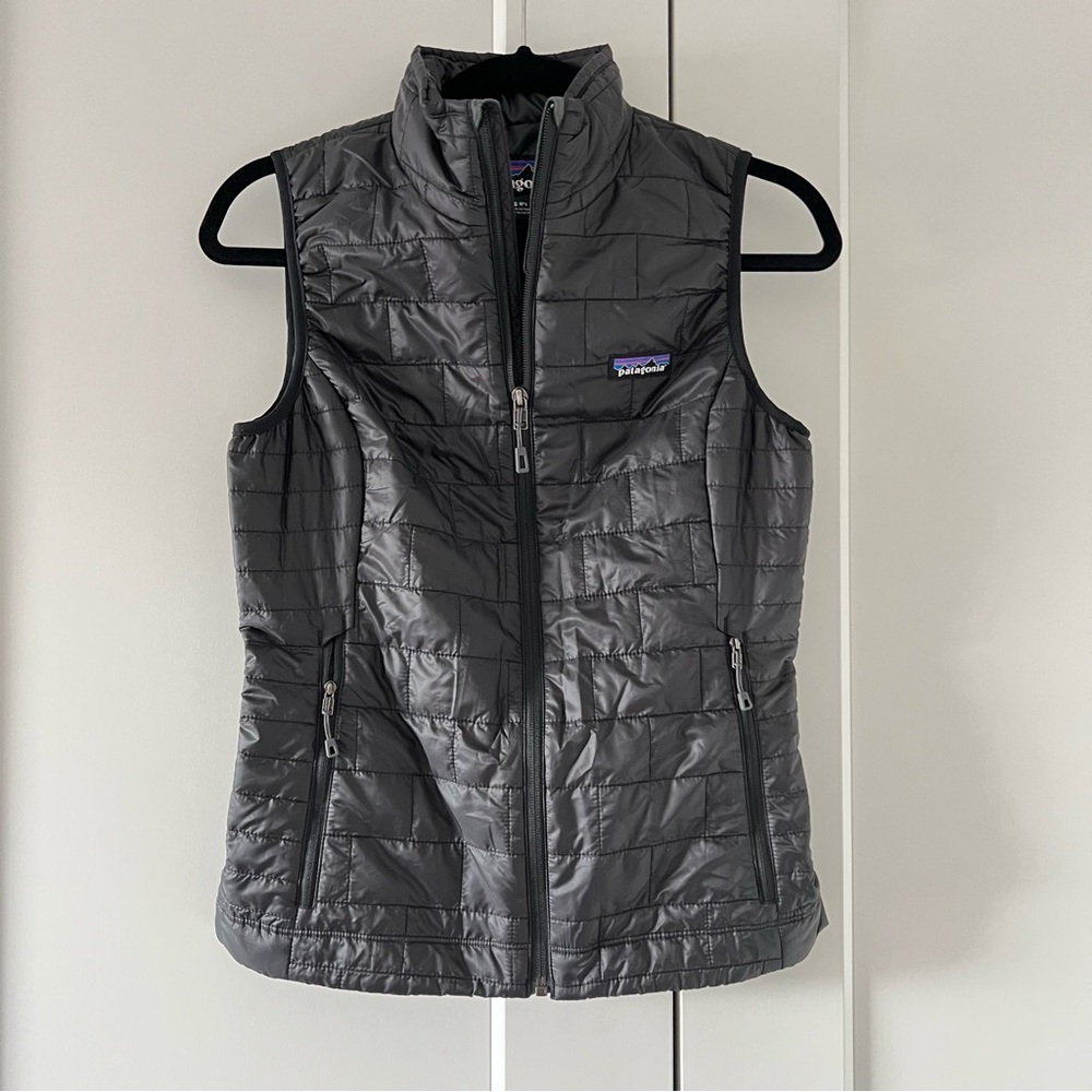 New Patagonia nano puff vest black XS